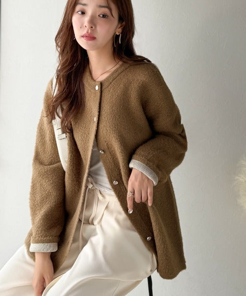 絶妙な配色がお洒落心をくすぐる！ダブルフェイスフェザーカーディガン