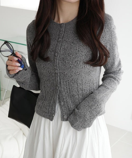 mily bilet】編地でこっそり、女の子っぽ。アイレット柄くるみボタン