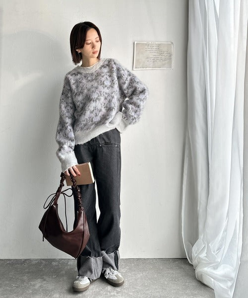 ヴィンテージライクなデザインで上級見え◎アンティークラグモチーフ柄