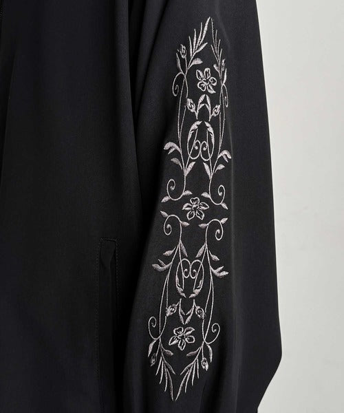 Classical Origin】「繊細さを羽織る。」刺繍デザインエレガンスジップ