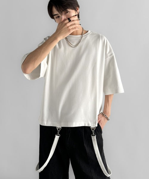 垂らすだけで差別化。」脱着式ベルトデザインショート丈Tシャツ／Belt