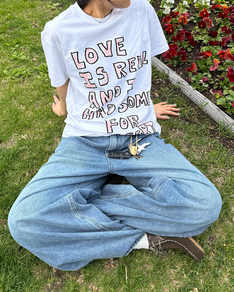クレヨンレタリングTシャツ