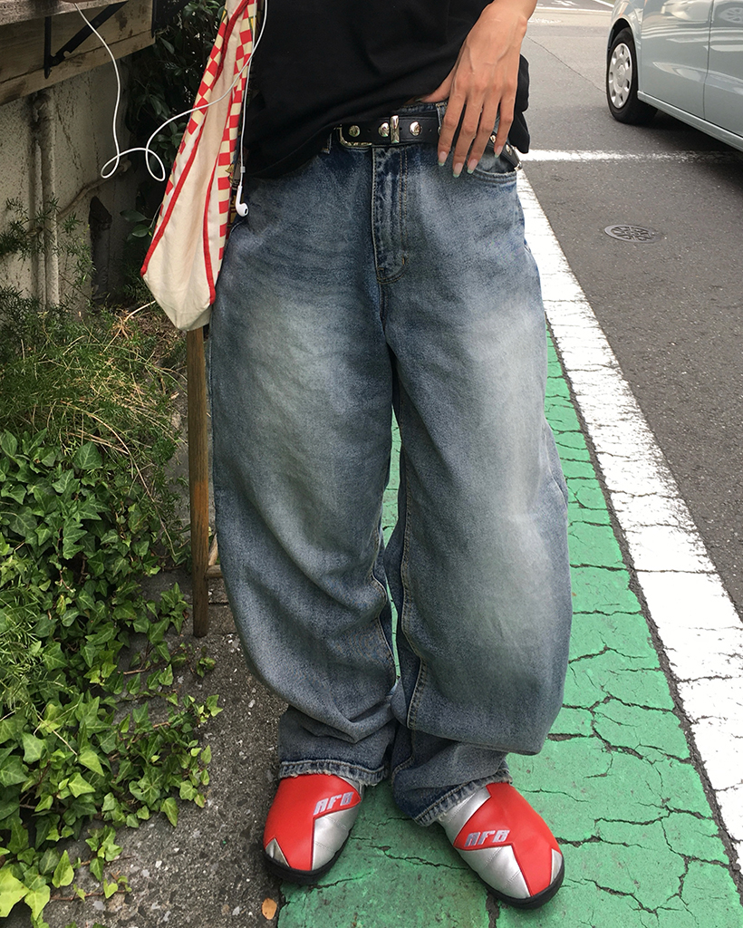 （ユニセックス）ユニークダブルヒップポケットジーンズ