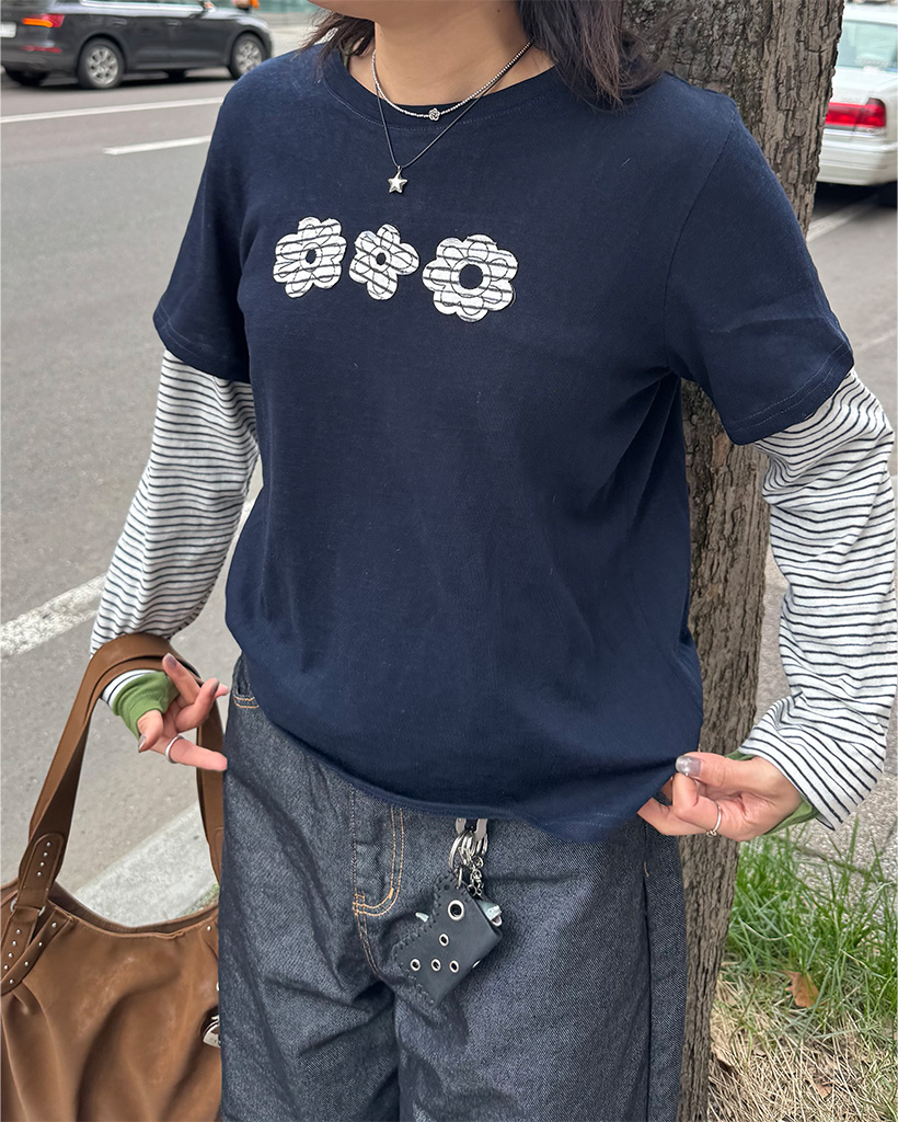 フラワーロゴレイヤードTシャツ