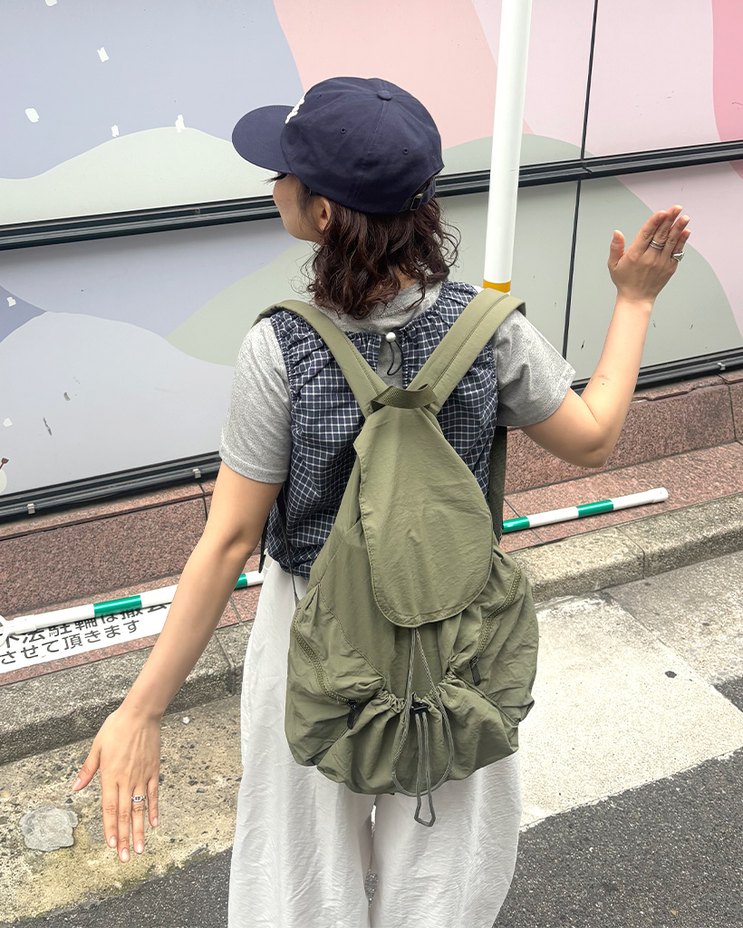 ベーシックマルチポケットリュック