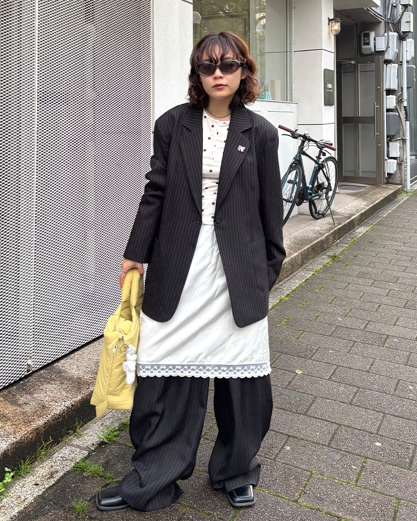 サテンレースミディスカート