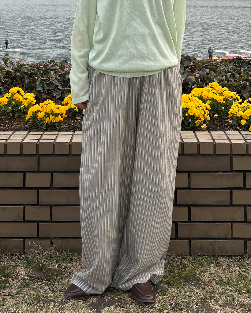 ストライプリンクルワイドイージーパンツ