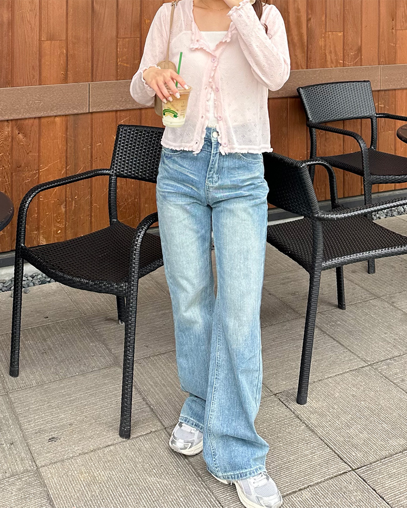 レースブーツカットデニムパンツ