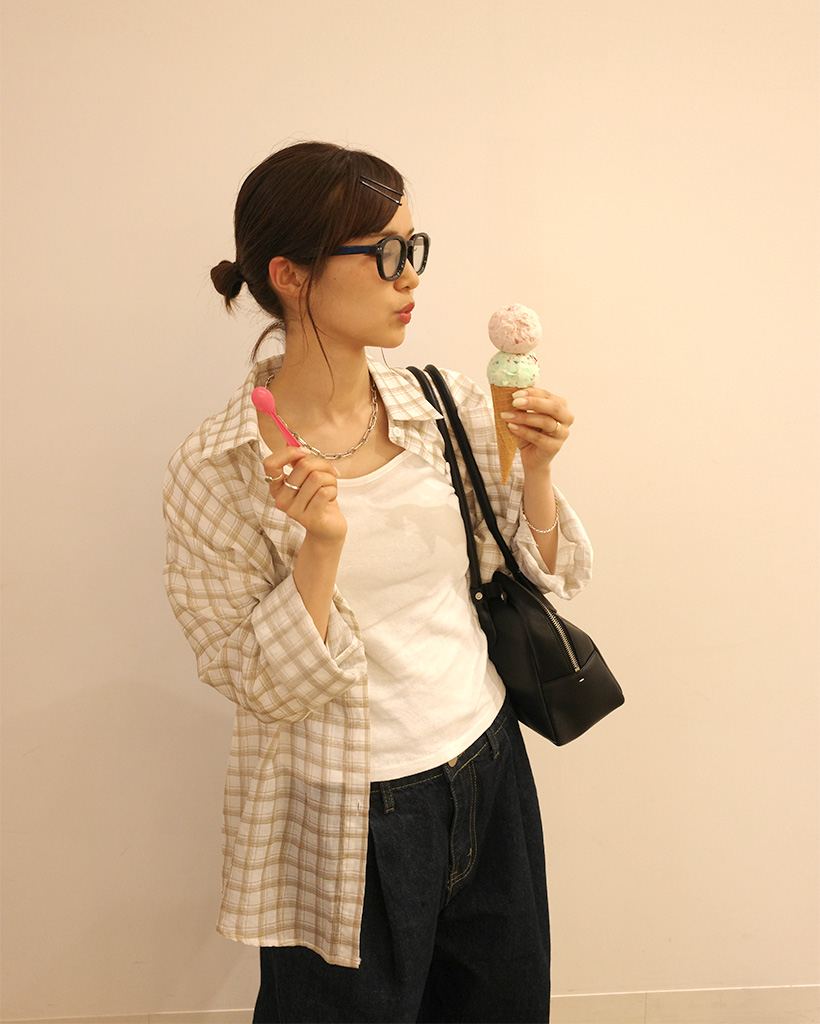 ルーズフィットチェッシャツ