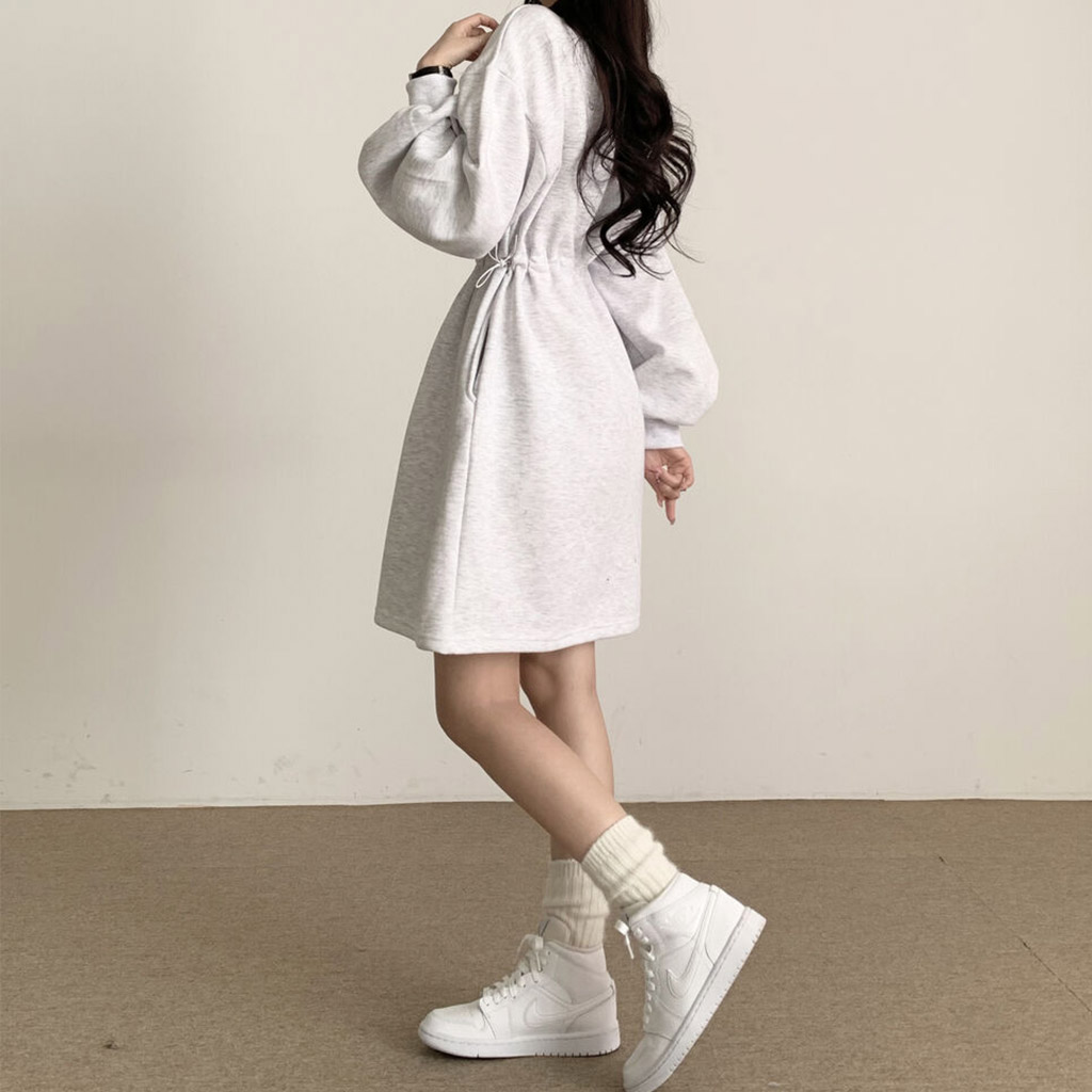 未使用タグ付き ROSEBUDスウェット ワンピース フリルトップス 未使用タグ付き ROSEBUDスウェット ワンピース フリルトップス