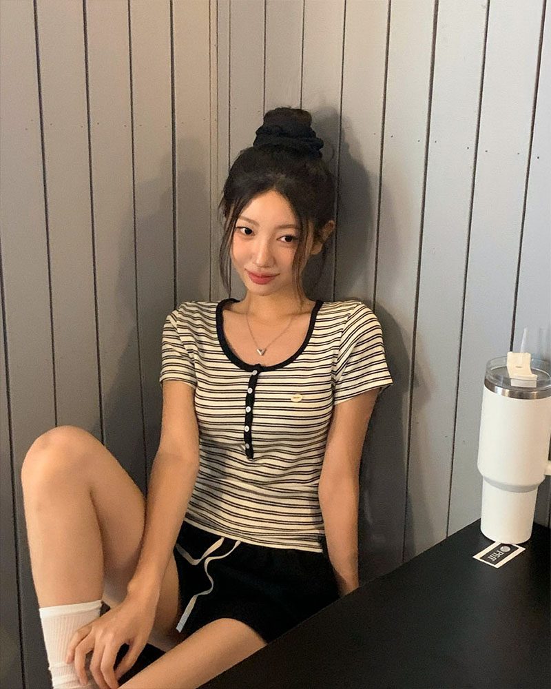 [original] ワウ、ストライプUネック半袖Tシャツ