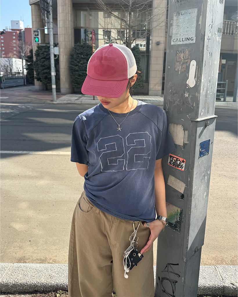 ナンバー22プリントTシャツ