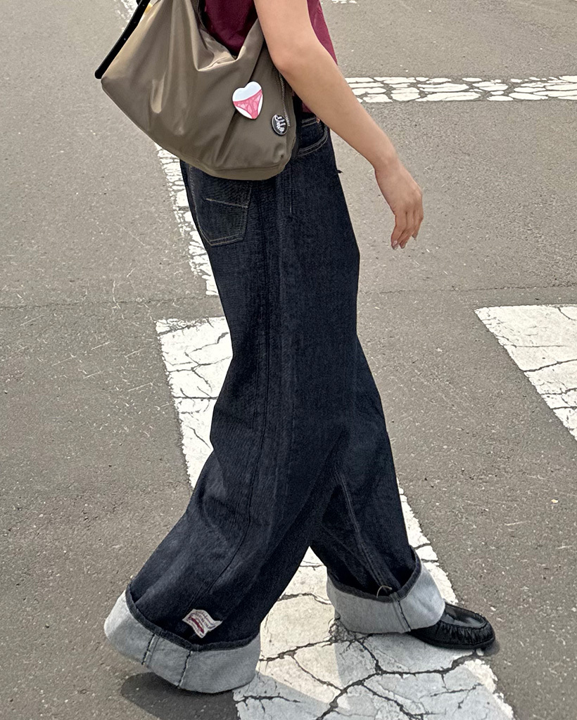 ロールアップワイドデニム