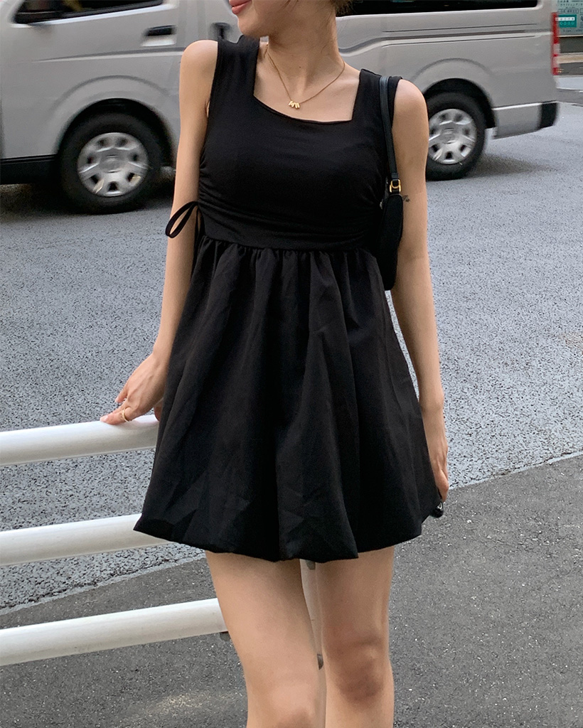 サイドシャーリングノースリーブミニ ワンピース