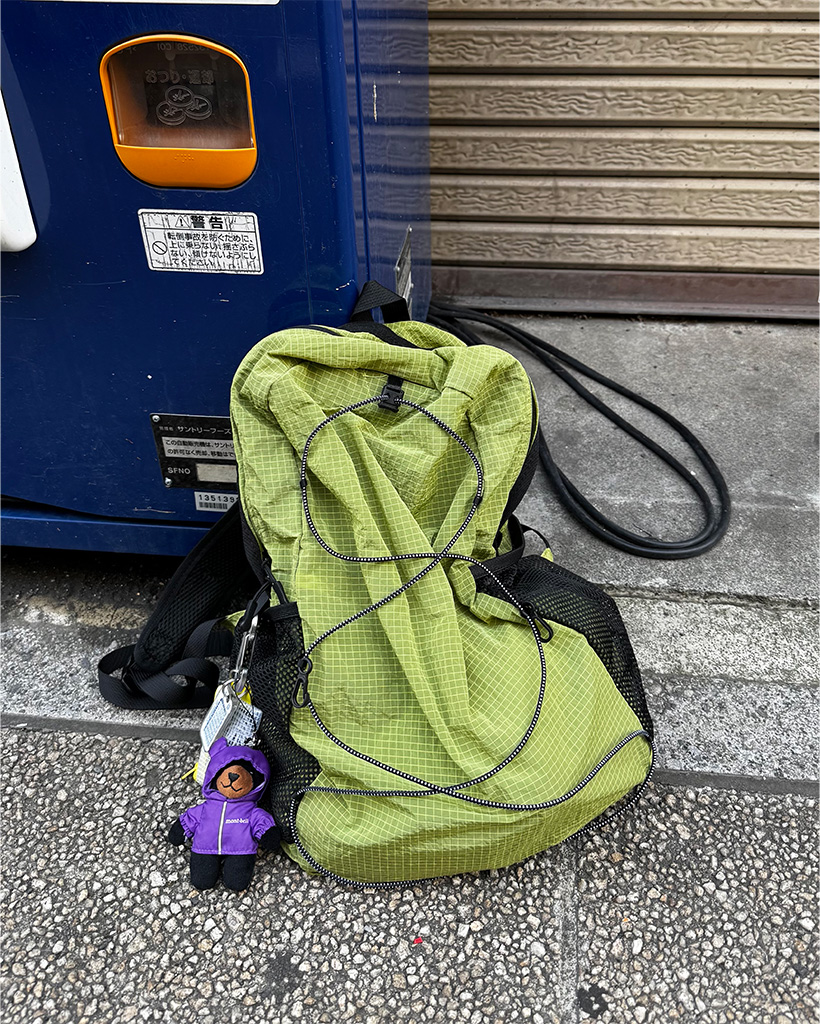 テックアウトドアバックパック