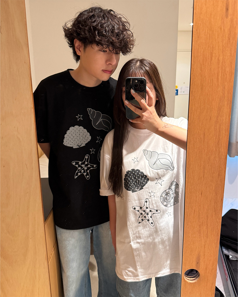 （ユニセックス) プリントポイント半袖Tシャツ
