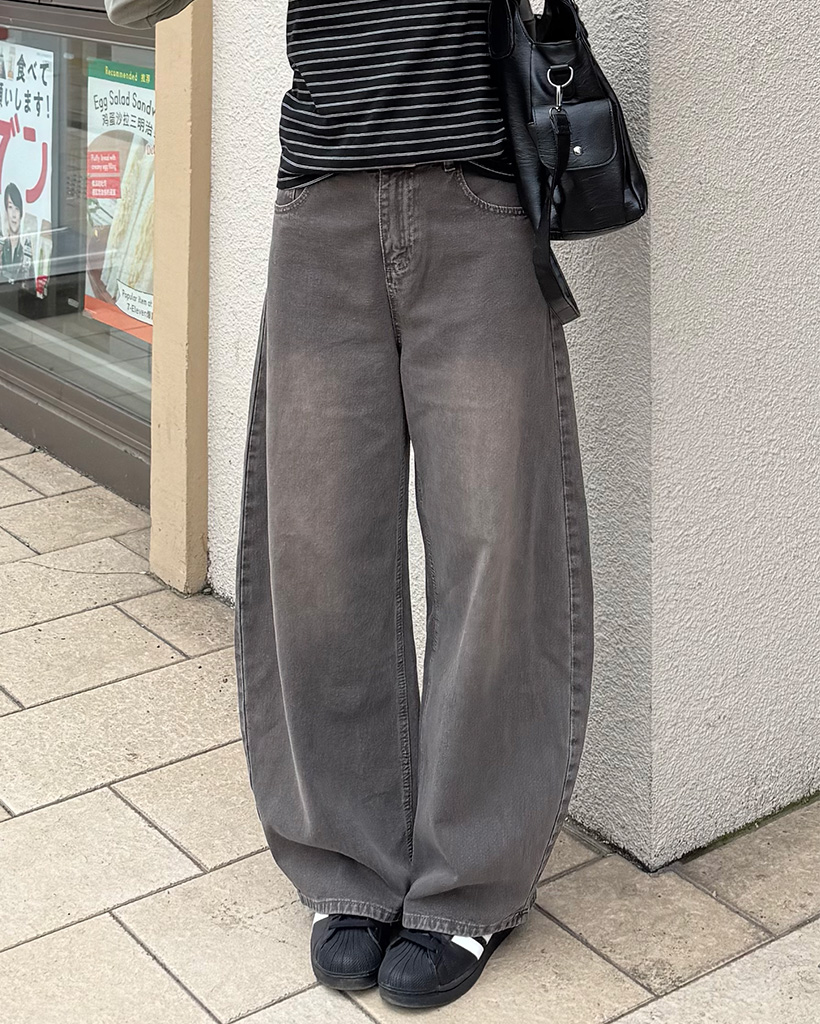 カーブシルエットウォッシュパンツ
