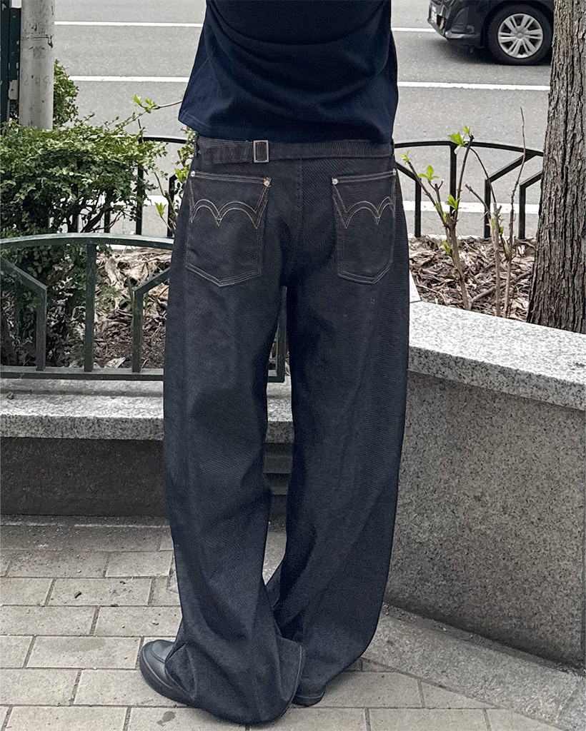 (UNISEX) ステッチバルーンデニムパンツ