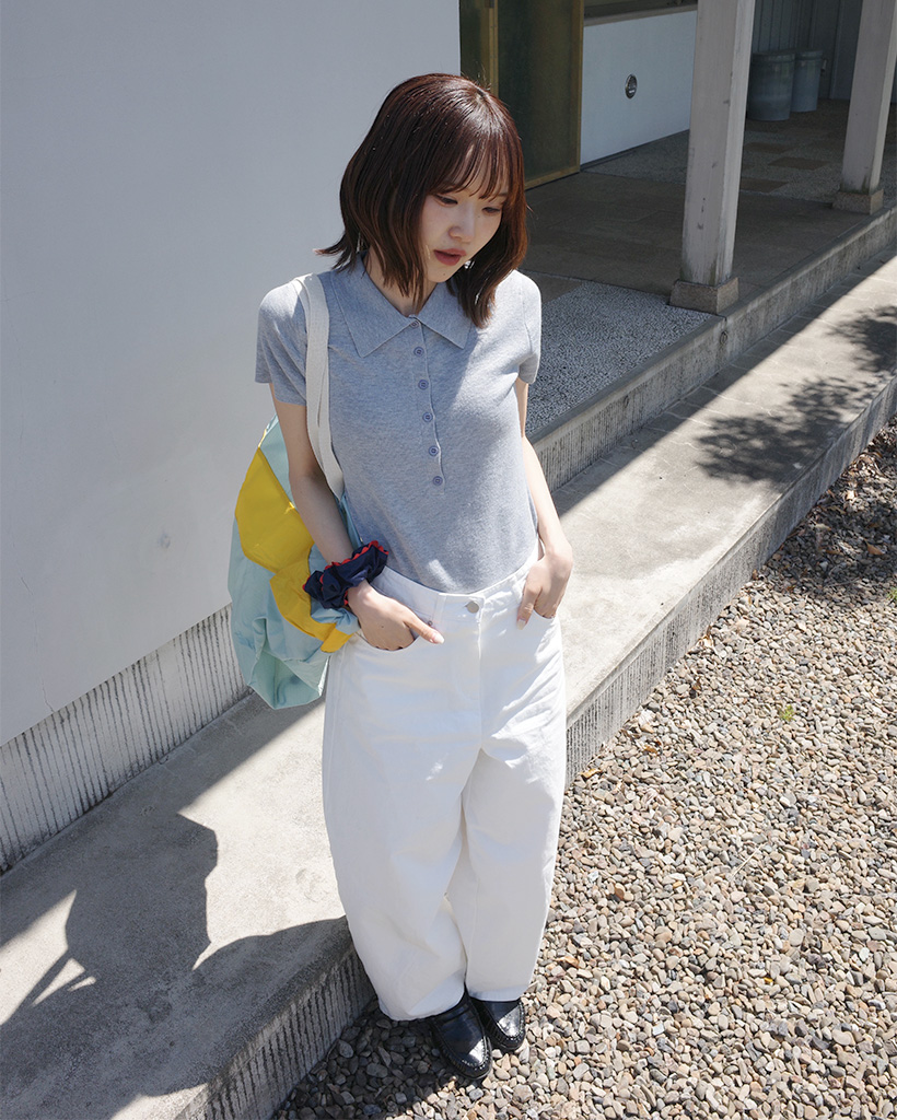 カラーネックボタン半袖ニット