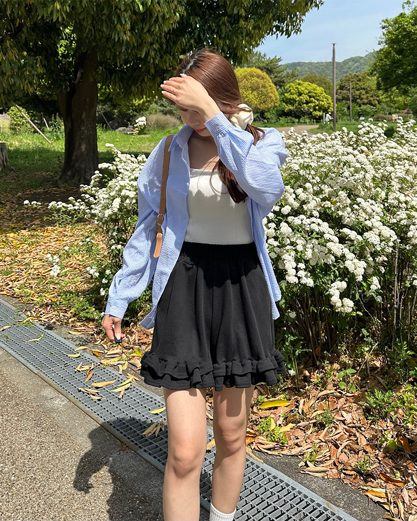 カンカンフリルショートパンツ