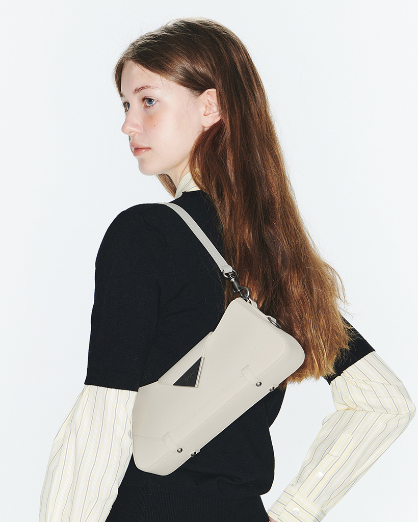 GAVI TRIANGLE BAG - BLUE | ファッション通販サイト NUGU