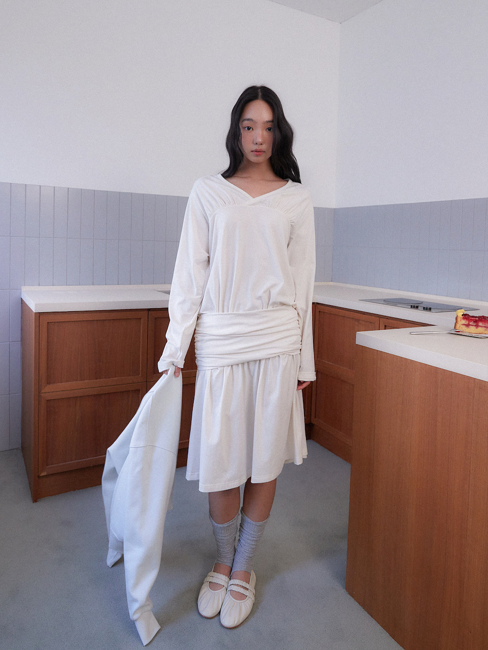 JERSEY SHIRRING DRESS [ CREAM ]