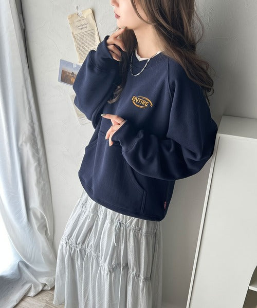 Javaジャバコラボ》一枚でサマになる。ワンポイント胸元刺繍裏起毛