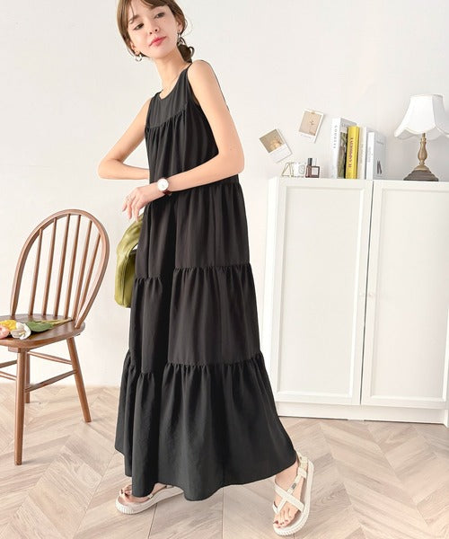 洗練された大人フェミニン。 前後2WAY4段ティアードワンピース（ロング