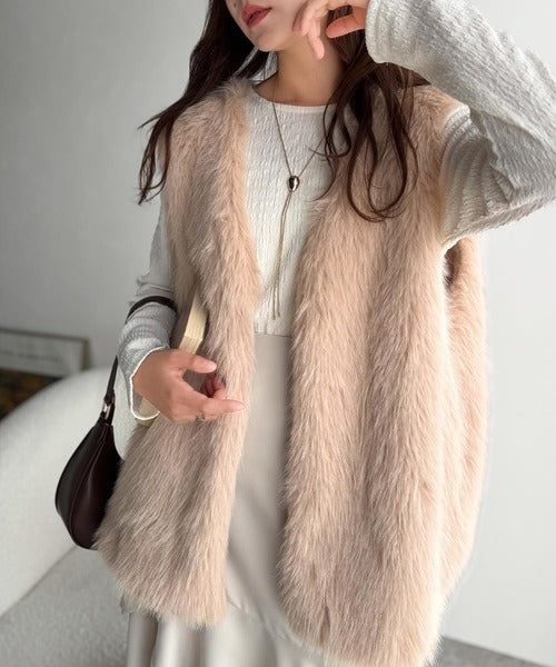 高級感をレイヤード。ふわふわミックスシャギーファーベスト ce1010457