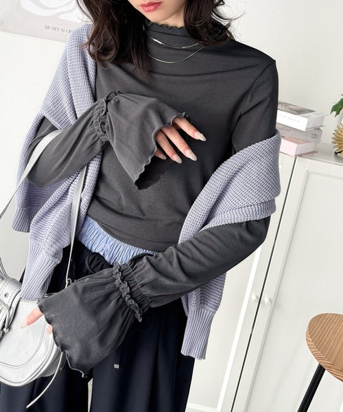 大人の上品な華やかさを演出する。キャンディースリーブシアー