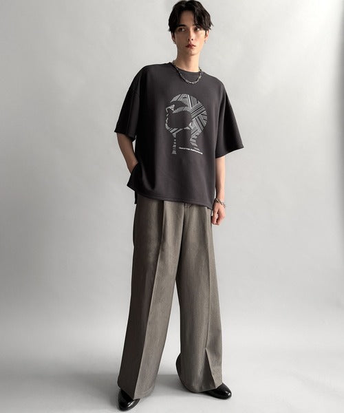 tumugu: OuiプリントオーバーサイズTシャツ チャコールグレイ セール】カレッジ風ロゴプリントミニ裏毛トップス（Tシャツ
