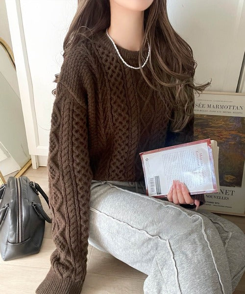 クラシカルなアラン編みが映える♪秋冬ムードをグッと高めるケーブル