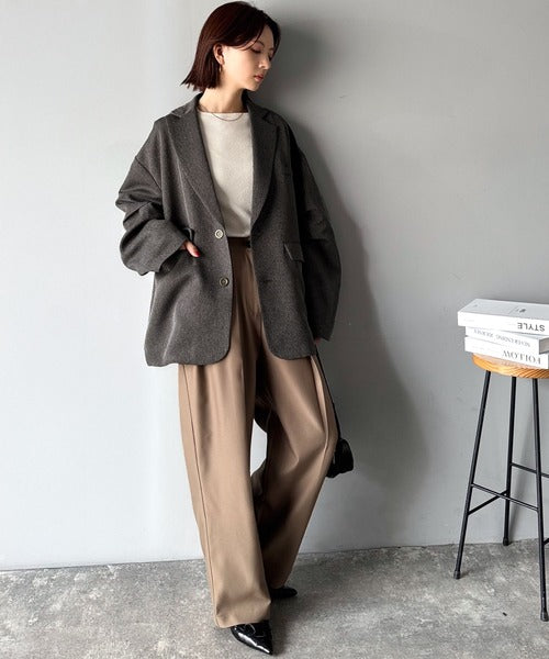 羽織るだけでキマる。袖タックヘリンボーンオーバーサイズジャケット