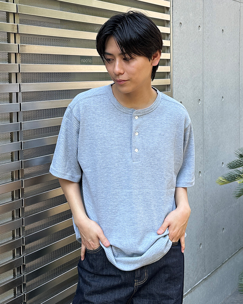 ワッフルヘンリーネックTシャツ