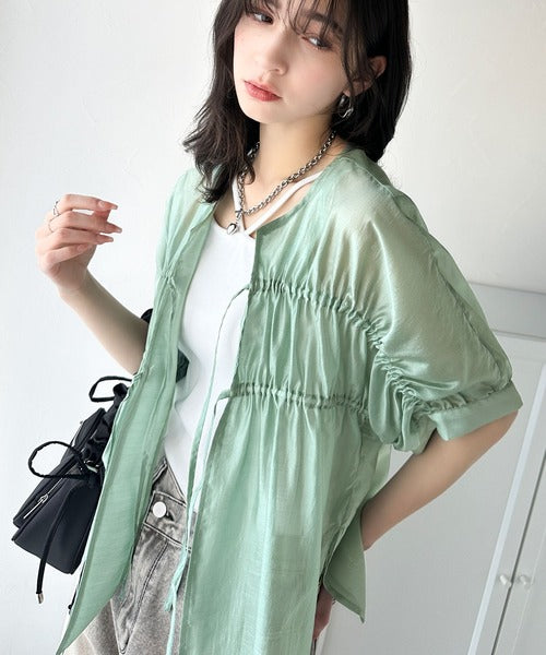 高級感漂う春夏の必需品！前後2WAYギャザーリボンシアーブラウス