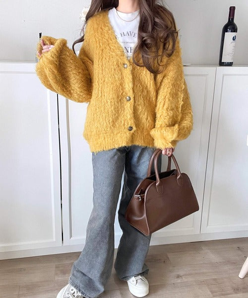 ふんわりボリュームで華やかに◎ロイヤル起毛Vネックカーディガン