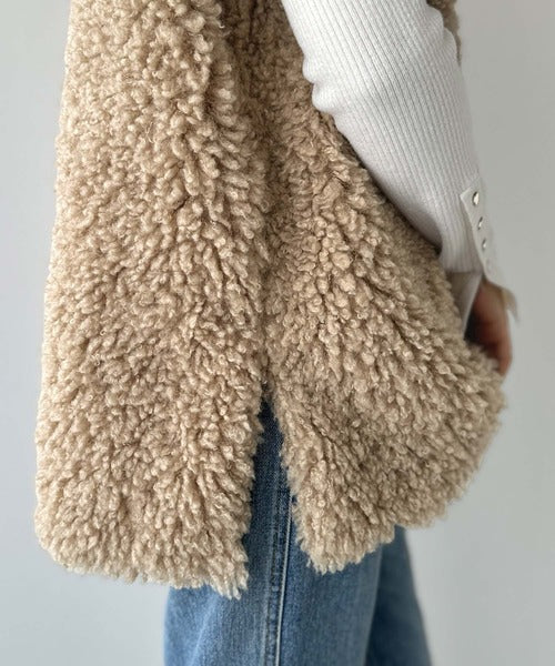 もこもこ感が愛らしい♪暖か前後2wayプードルボアベスト ce1265015