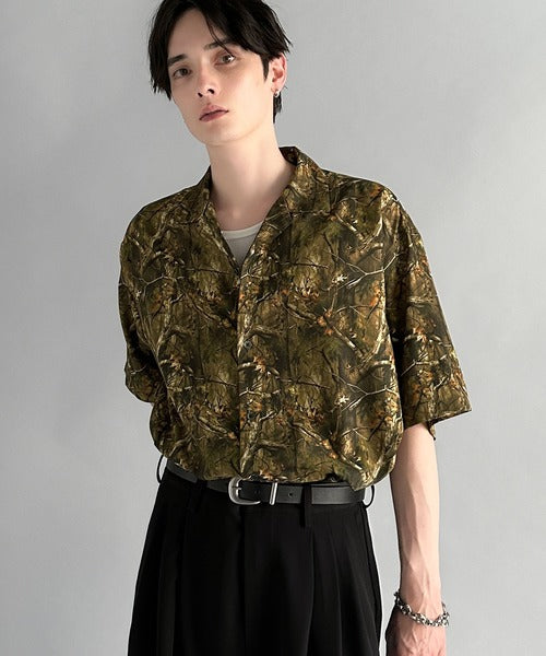 個性全開。」総柄オーバーサイズドレープ半袖シャツ/Oversized