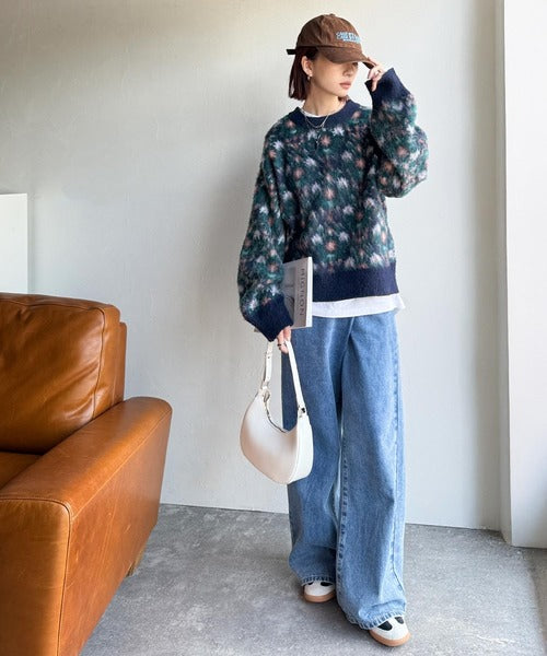 ヴィンテージライクなデザインで上級見え◎アンティークラグモチーフ柄