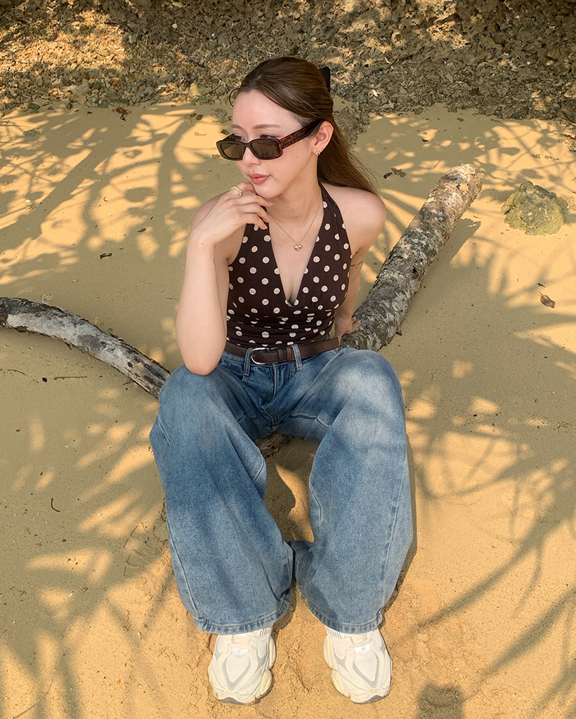 ドットホルターネックノースリーブ