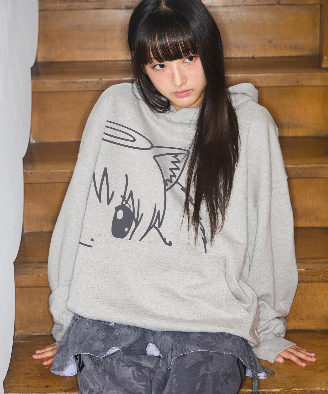 トップス ITZAVIBE CAT GIRL EYE TRACK JACKET ITZAVIBE CAT GIRL EYE TRACK JACKET ITZAVIBE / イッザバイブ