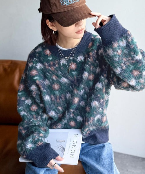 ヴィンテージライクなデザインで上級見え◎アンティークラグモチーフ柄