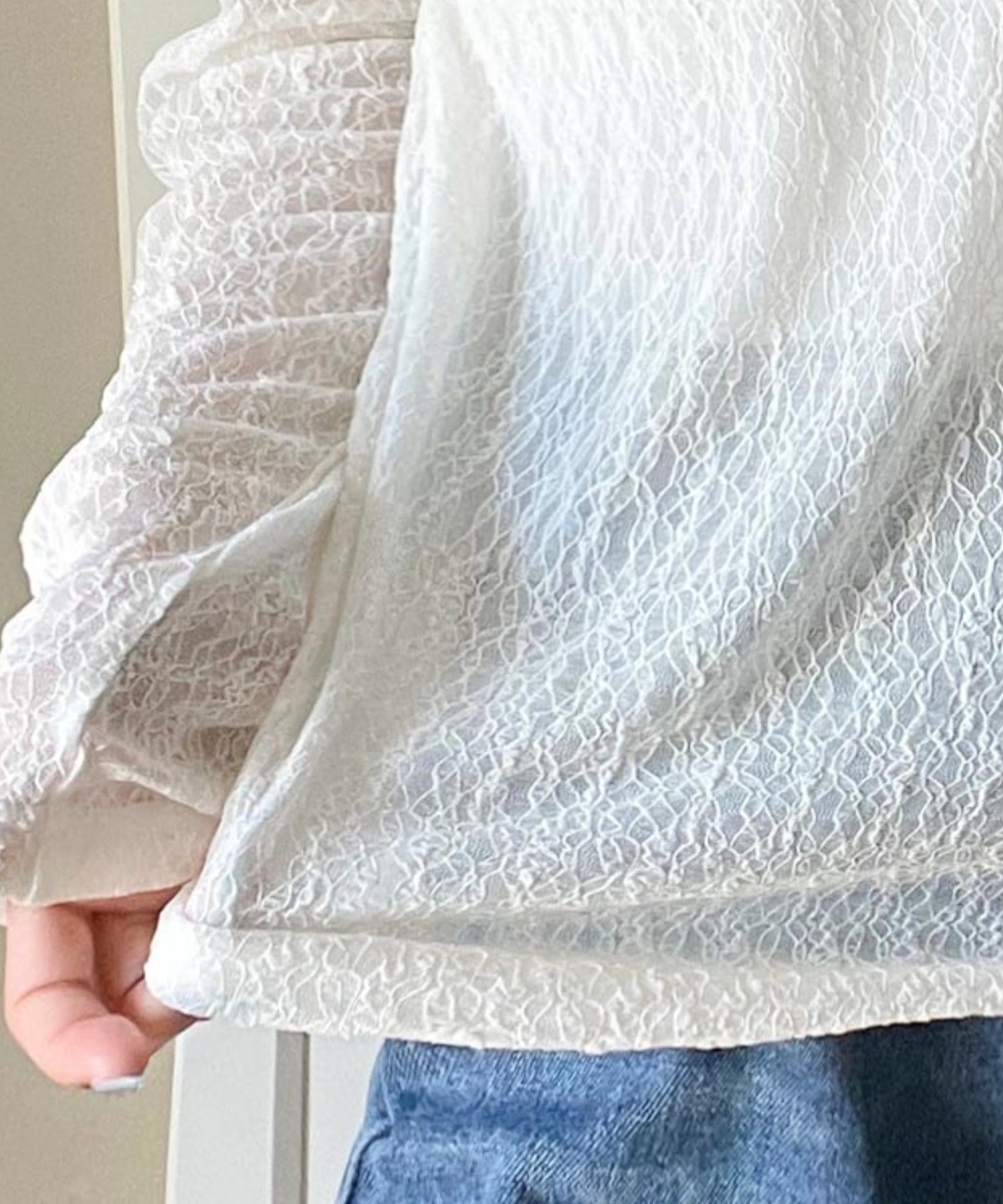 ねなかゆ ほどよい透け感が大人上品。総柄シアーレーストップス(長袖