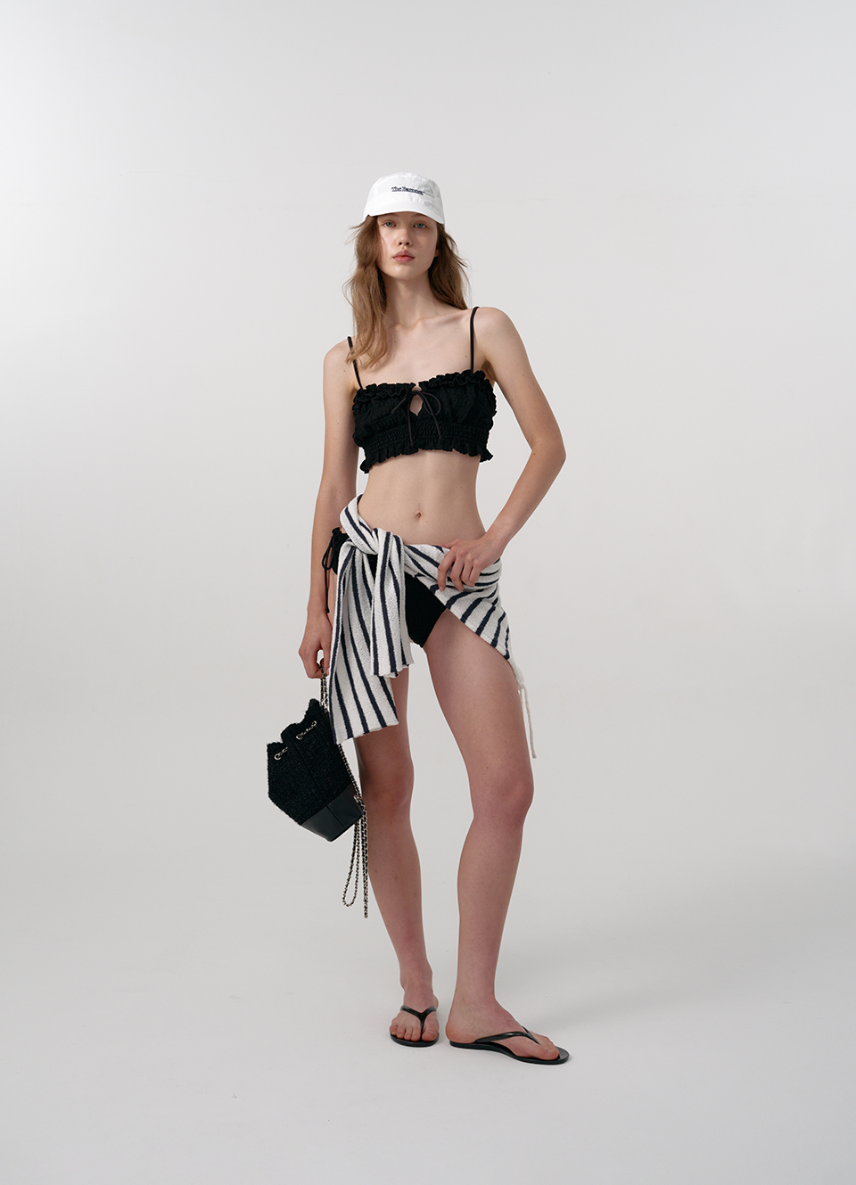 Black Breeze Ruffle Bikini | ファッション通販サイト NUGU