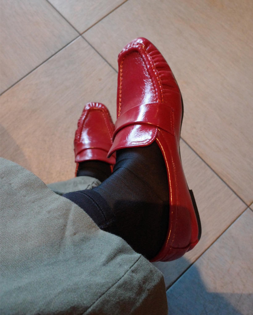 ステッチシャーリングローファー