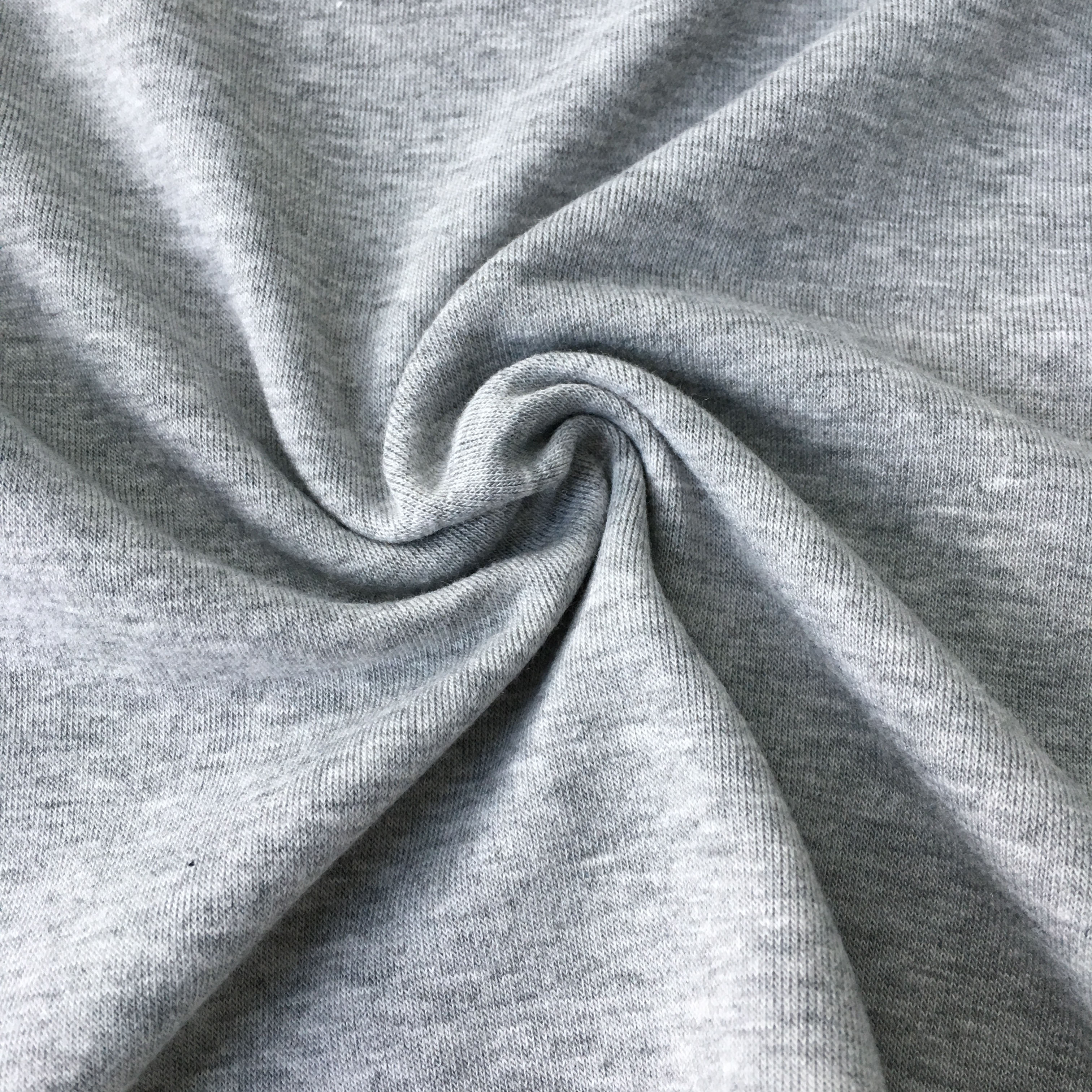 ソフトクロップドTシャツ | ファッション通販サイト NUGU