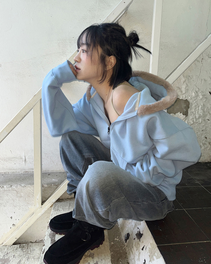 【値下げしました】【新品・未使用】ENFÖLD ブラック フード付きパーカー フード付きパーカー[品番：KH000015365]｜VIVID LADY（ビビッド