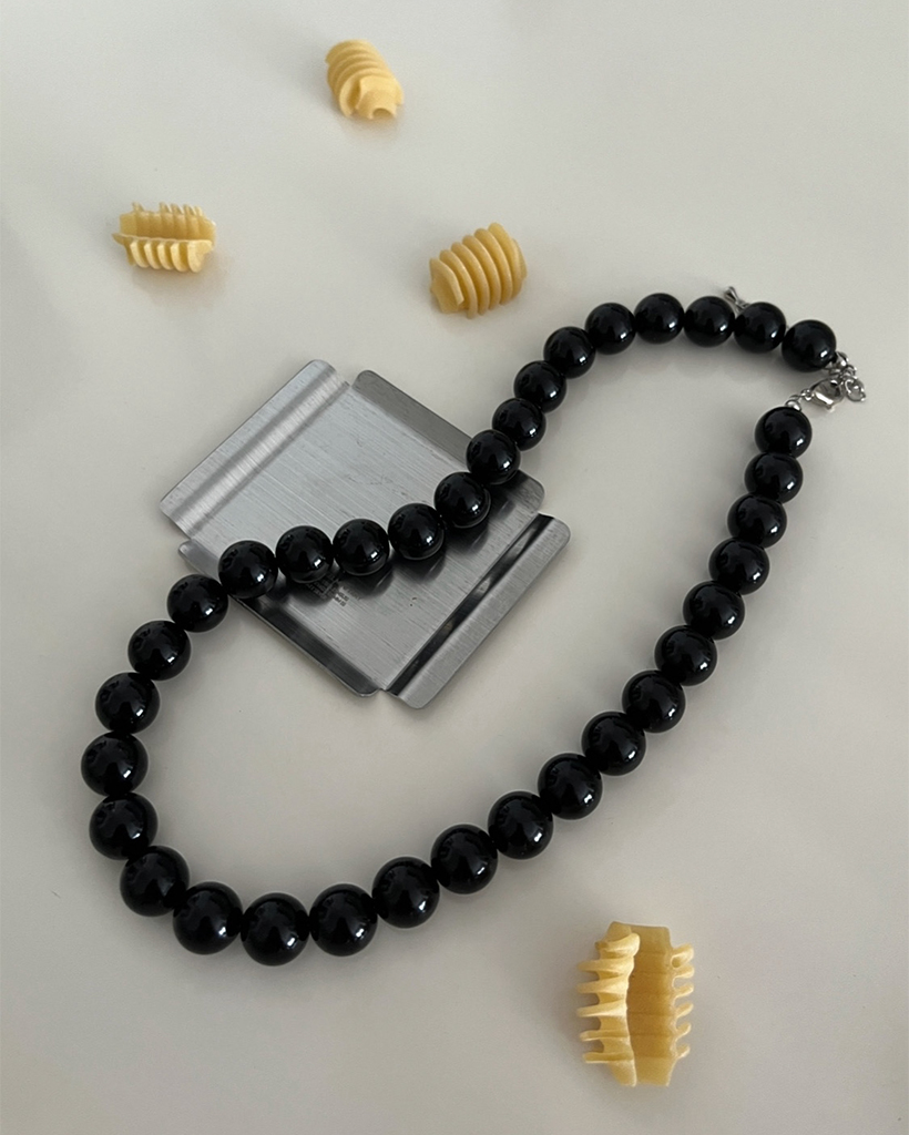 【新品未使用】CHIEKO + ビッグボールネックレス CHIEKO⁺】wonky ball necklace ボールネックレス - メルカリ