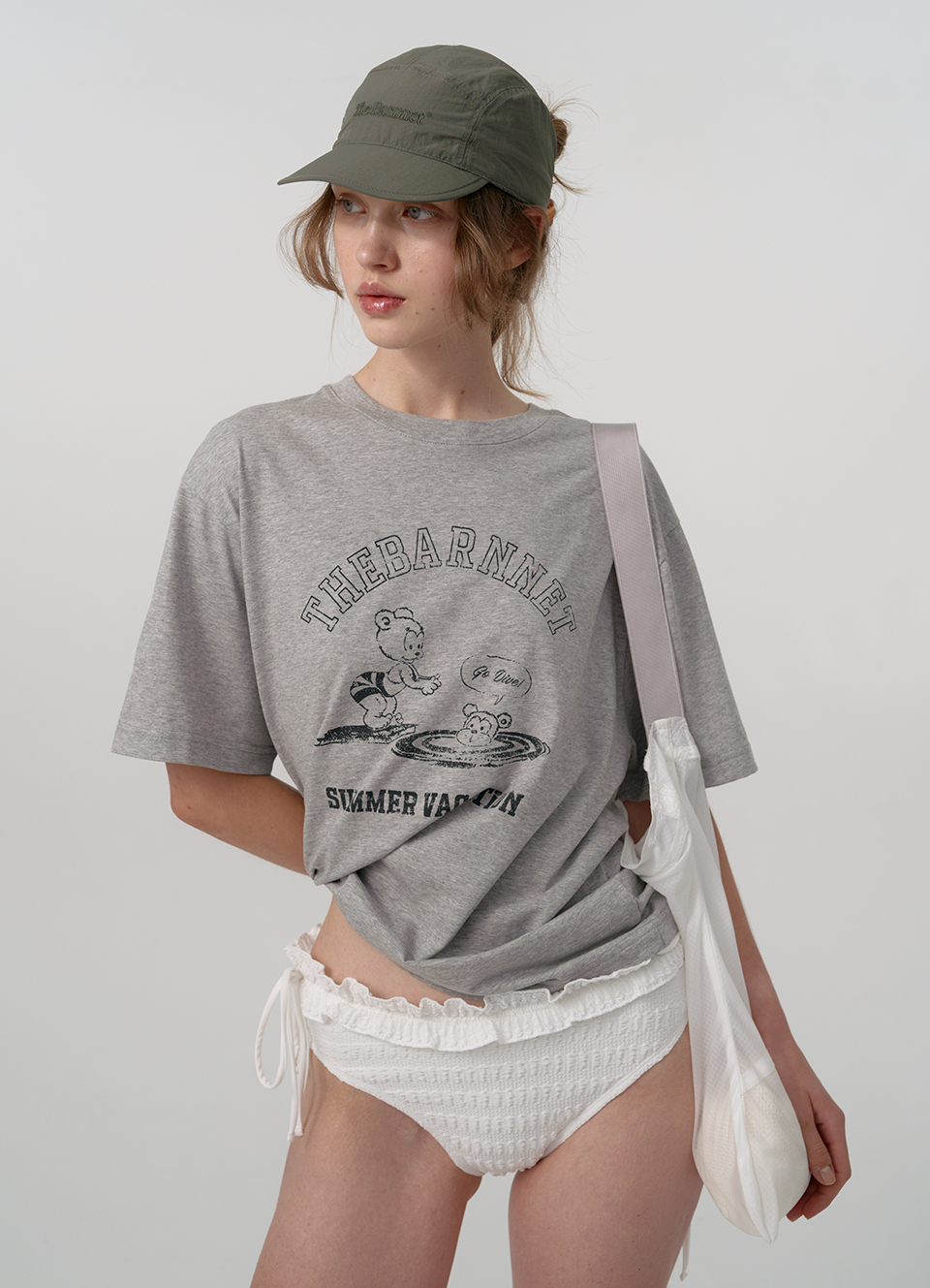 【The Barnnet】Barnnet Bear Sunbed T-Shirt The Barnnet] Barnnet Bear Sunbed T-Shirt_Grey 正規品 韓国