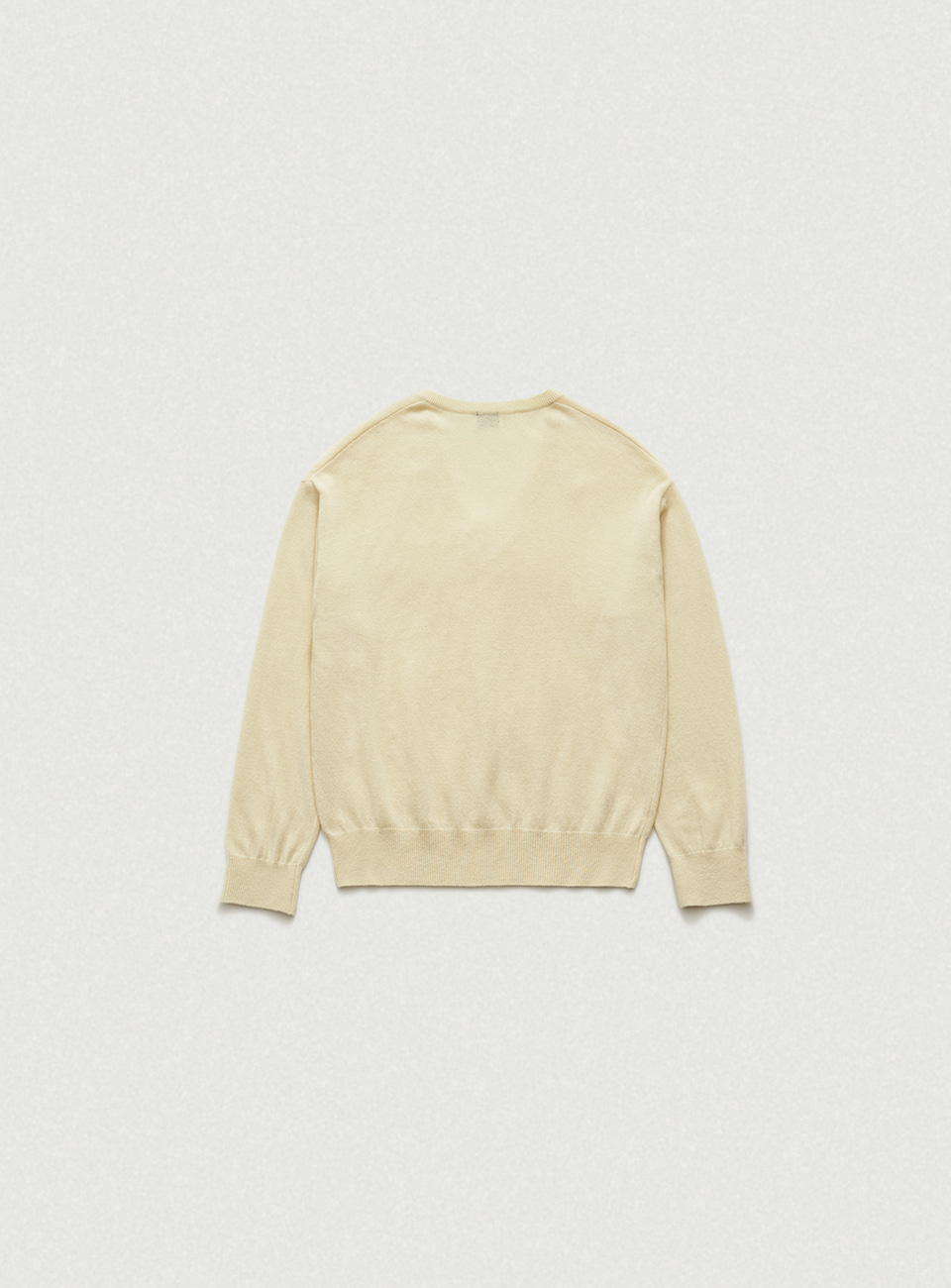 Yellow Light Plain V-Neck Knit Sweater | ファッション通販サイト NUGU
